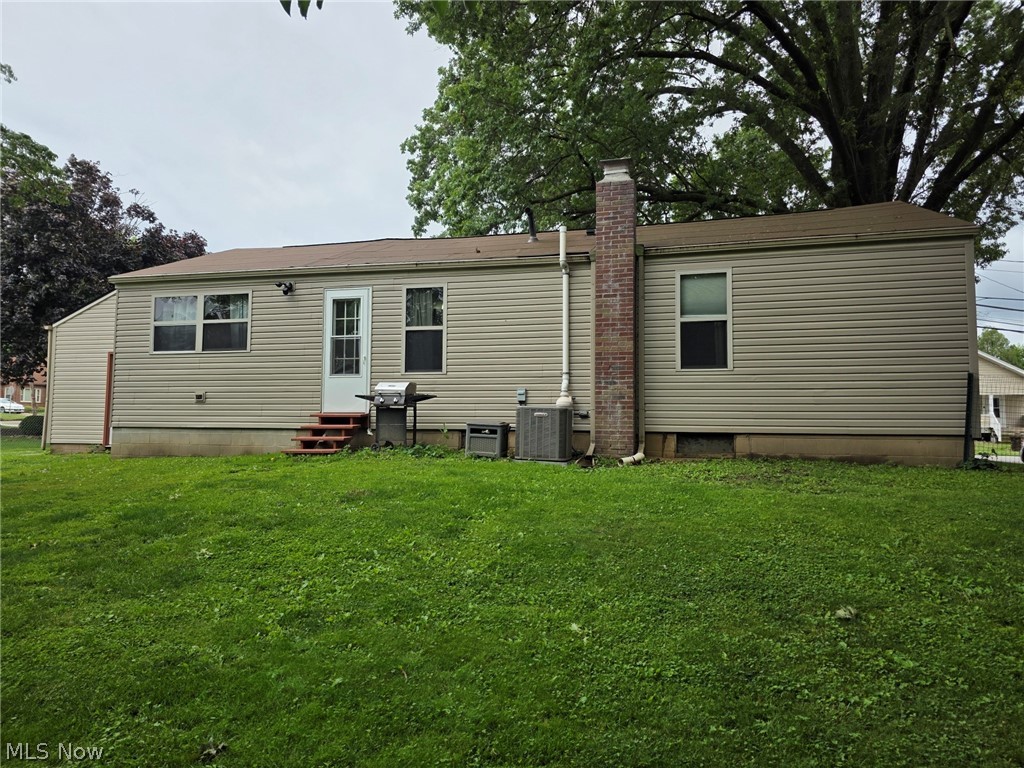 1341 Benton Street Barberton OH 44203