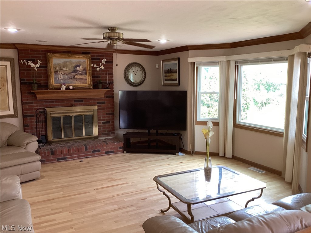 6293 Kenarden Drive Highland Heights OH 44143