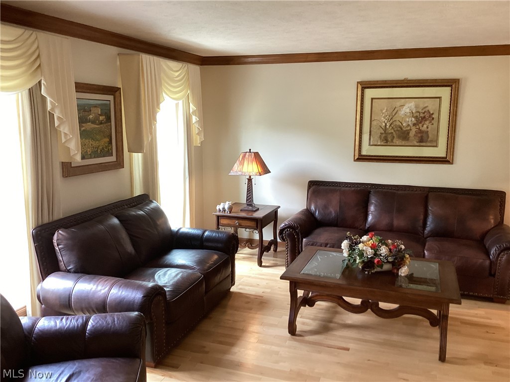 6293 Kenarden Drive Highland Heights OH 44143