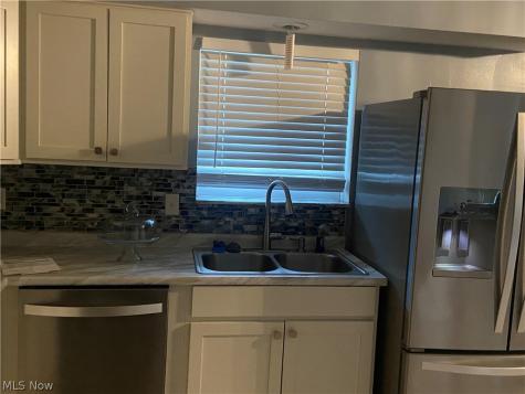 16307 Highview Drive Cleveland OH 44128