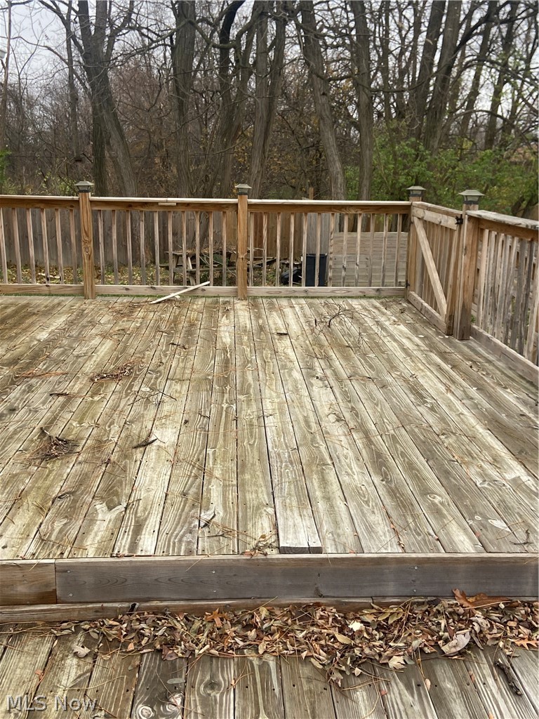 16307 Highview Drive Cleveland OH 44128