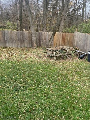 16307 Highview Drive Cleveland OH 44128
