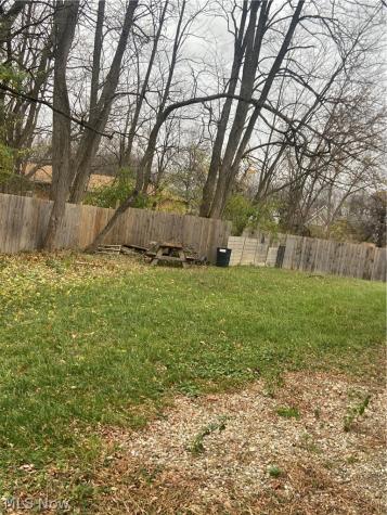 16307 Highview Drive Cleveland OH 44128