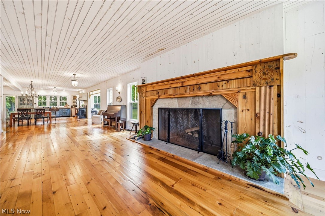 3126 Mennonite Road Mantua OH 44255