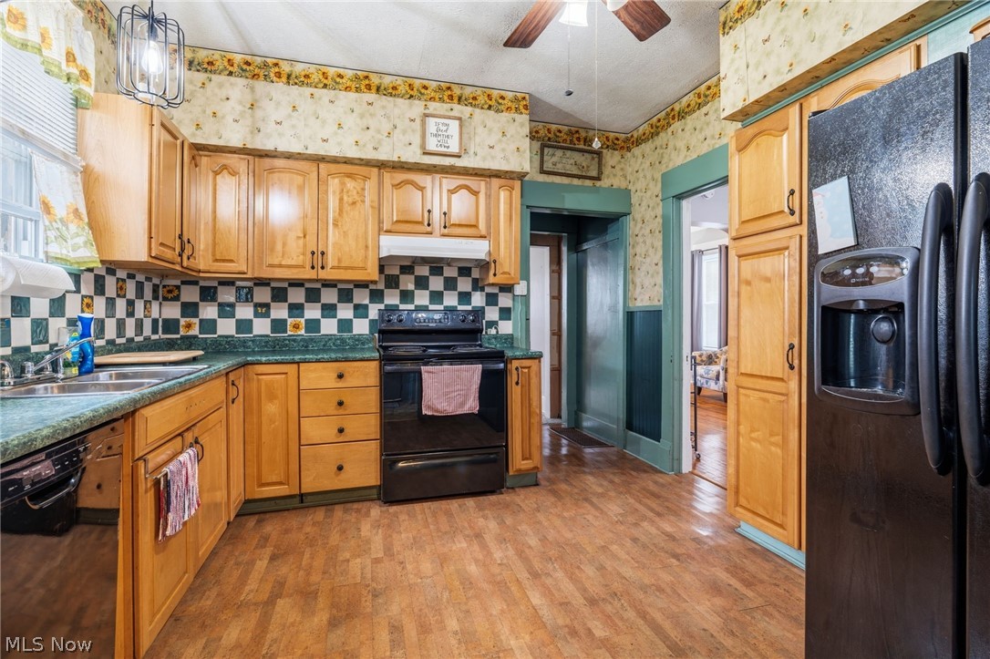 637 Franklin Avenue Salem OH 44460