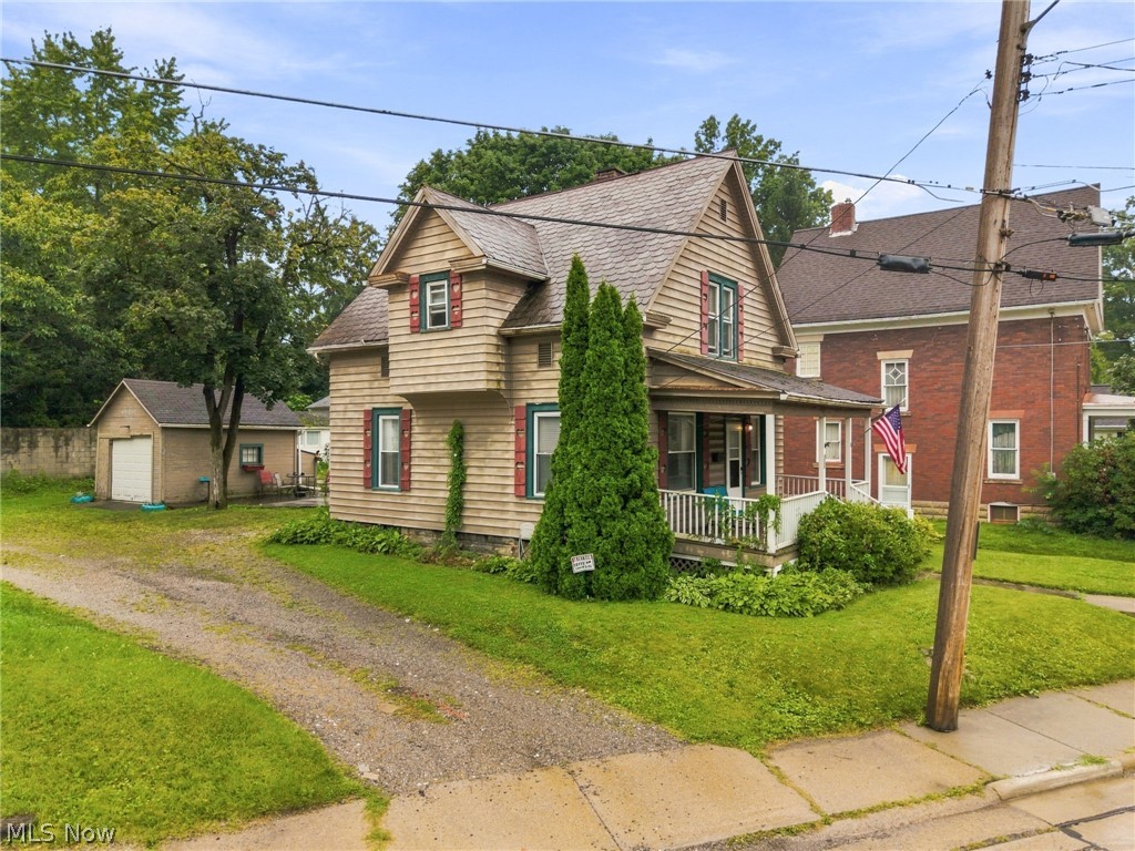 637 Franklin Avenue Salem OH 44460