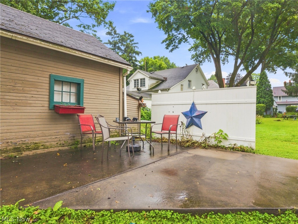637 Franklin Avenue Salem OH 44460