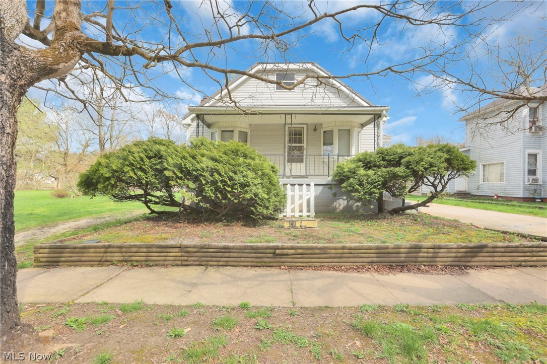 140 S Valley Street Corning OH 43730