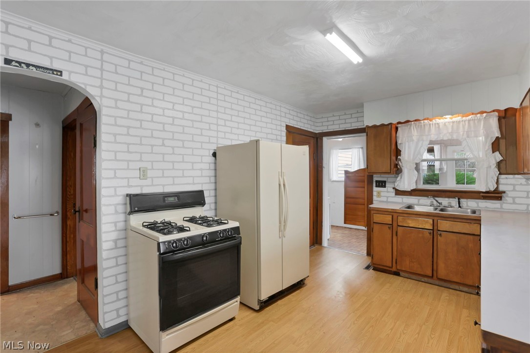 140 S Valley Street Corning OH 43730