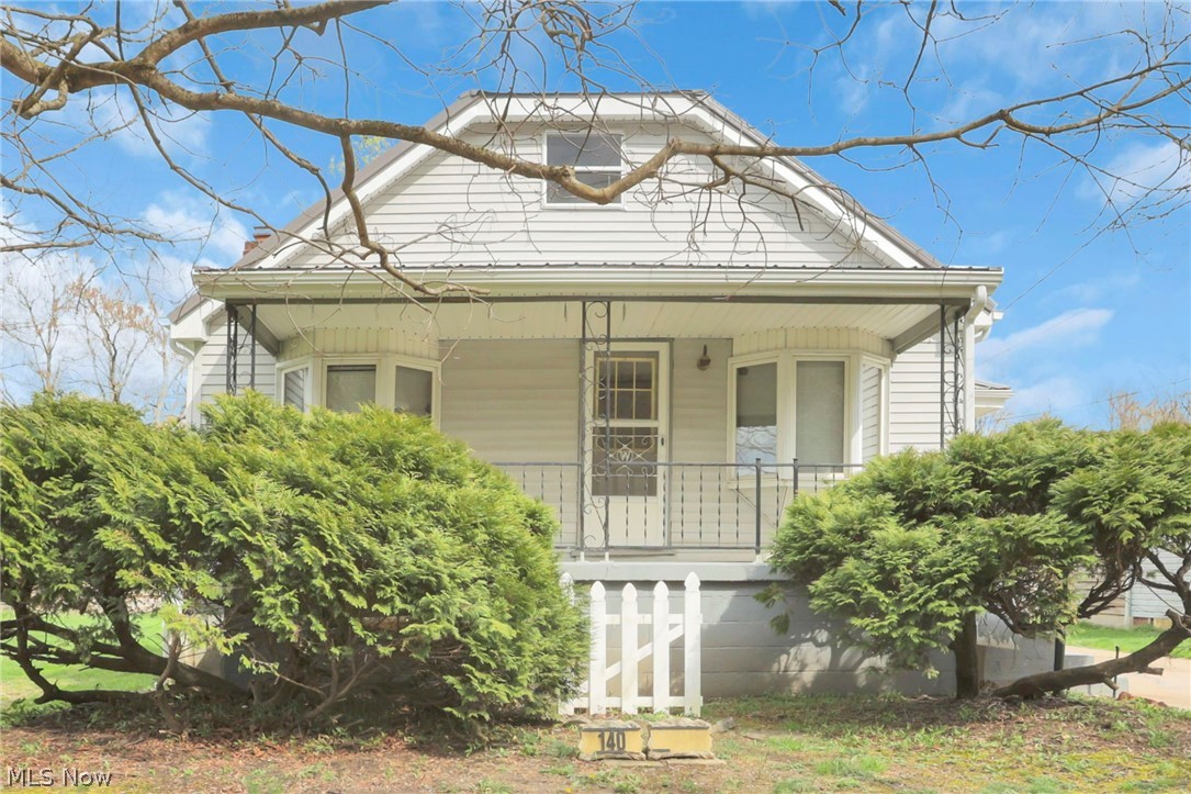 140 S Valley Street Corning OH 43730