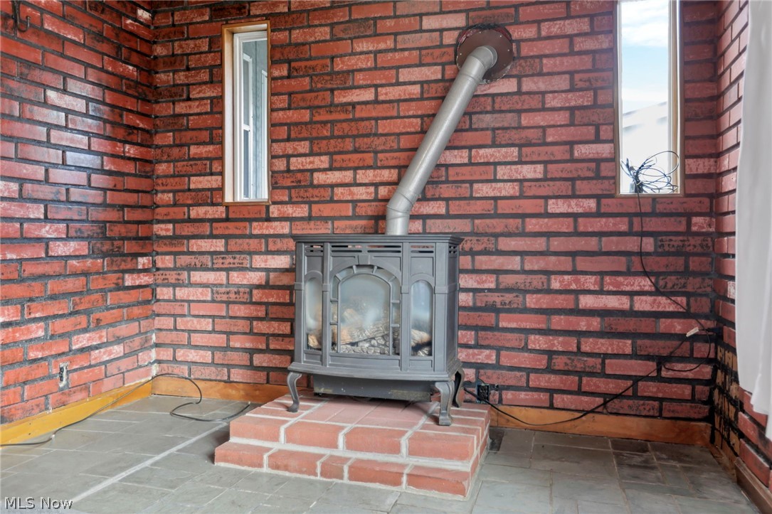 140 S Valley Street Corning OH 43730