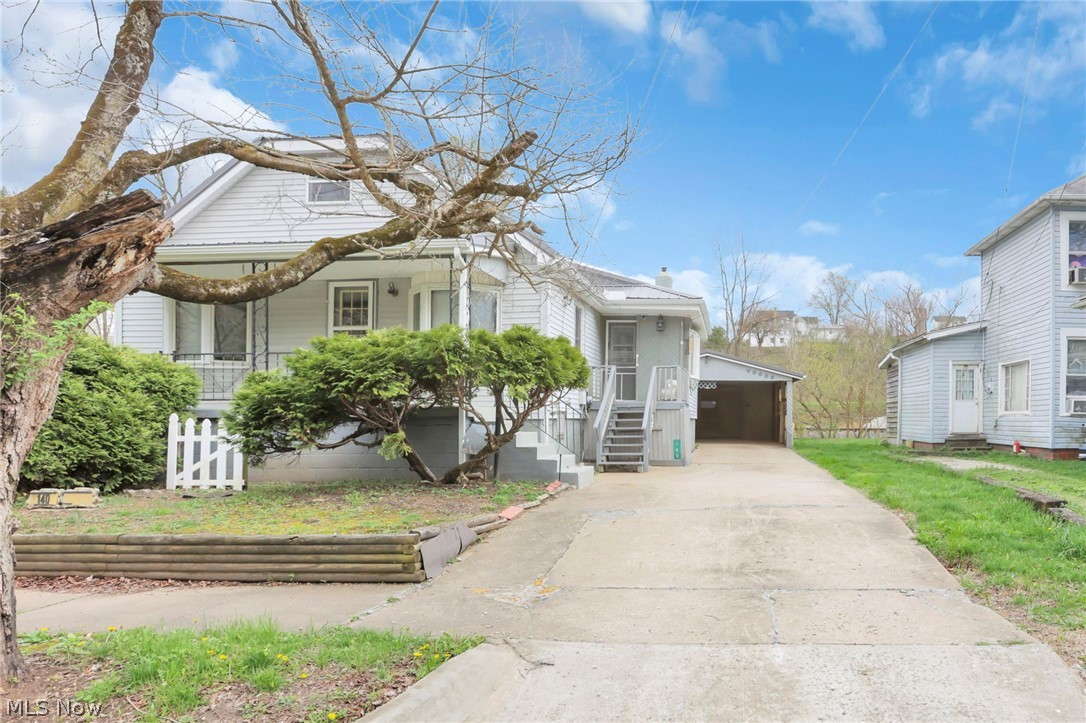 140 S Valley Street Corning OH 43730