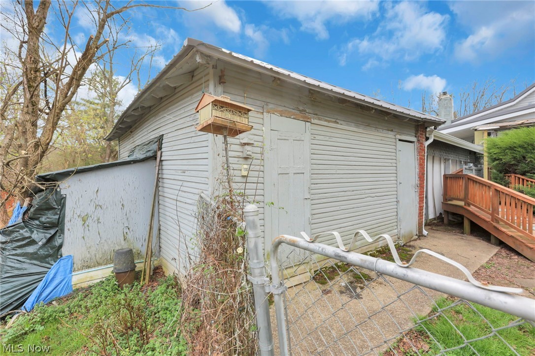 140 S Valley Street Corning OH 43730