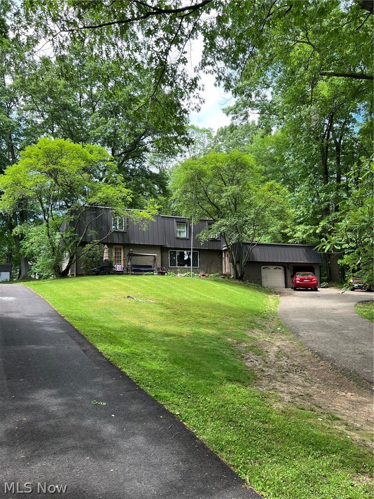 1009 Genoa Avenue NW Massillon OH 44646