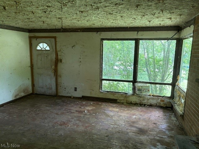 2033 Scenic Way Akron OH 44312