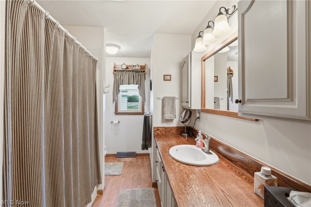 6520 Ruff Road West Salem OH 44287