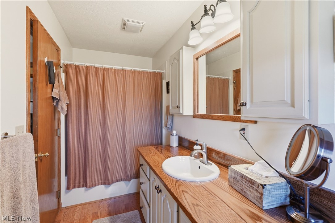 6520 Ruff Road West Salem OH 44287