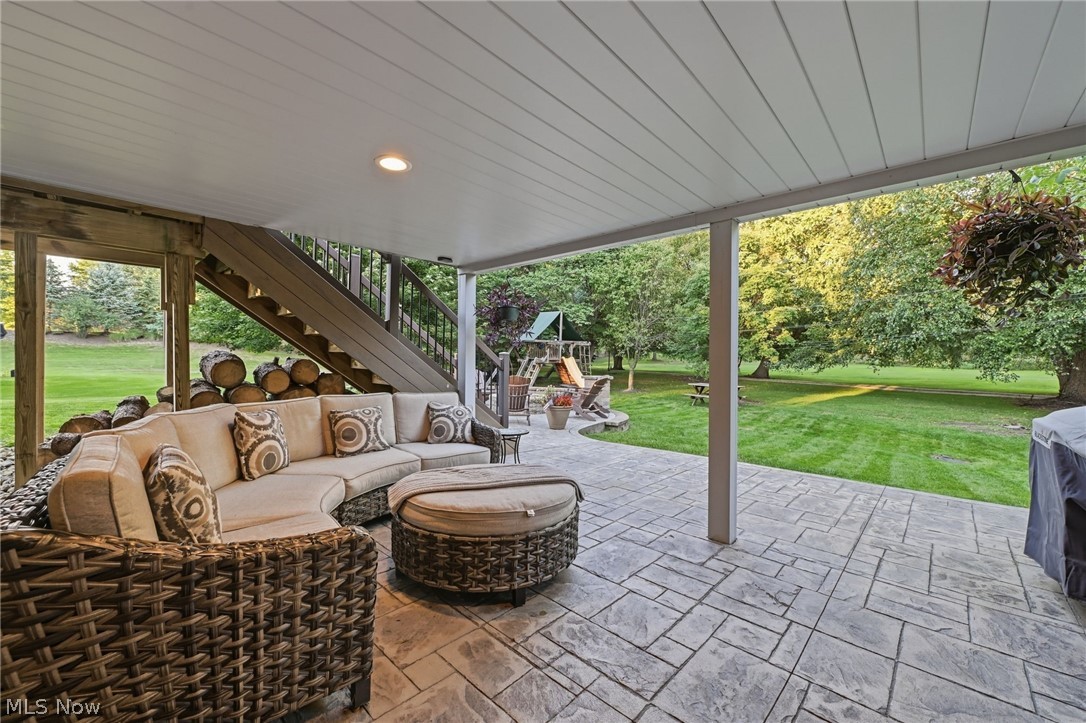 18643 Comstock Circle Middleburg Heights OH 44130