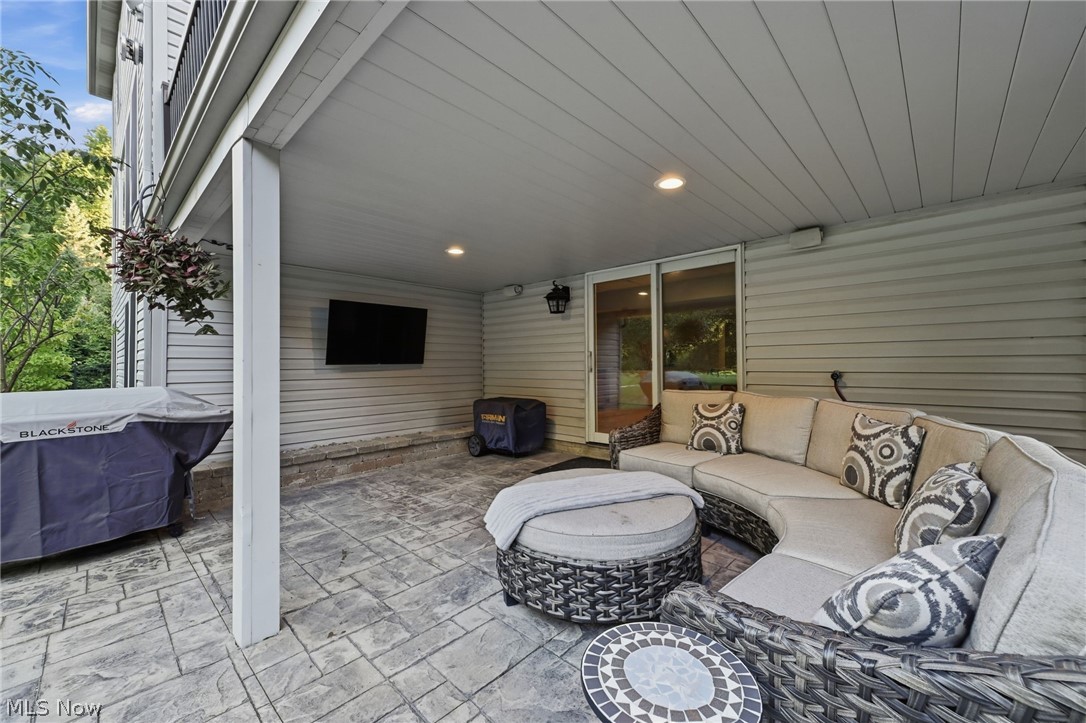 18643 Comstock Circle Middleburg Heights OH 44130