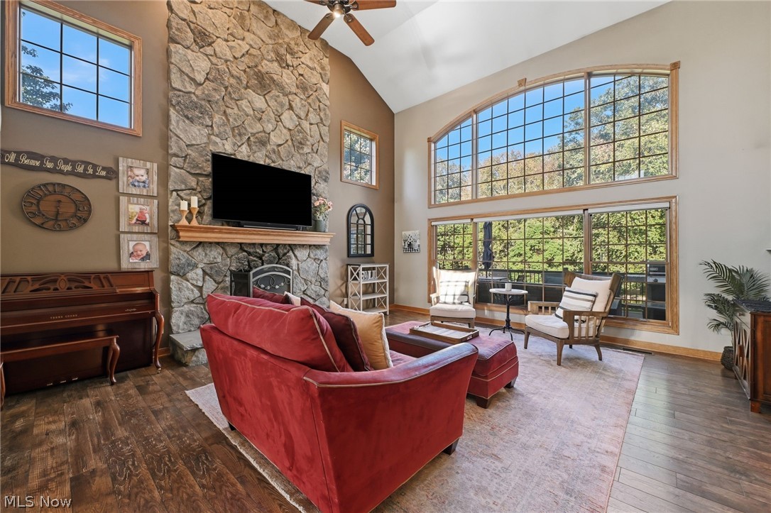18643 Comstock Circle Middleburg Heights OH 44130