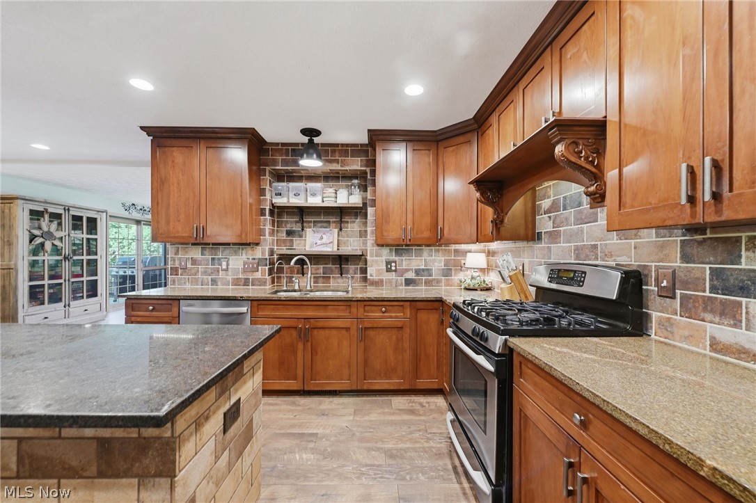 18643 Comstock Circle Middleburg Heights OH 44130