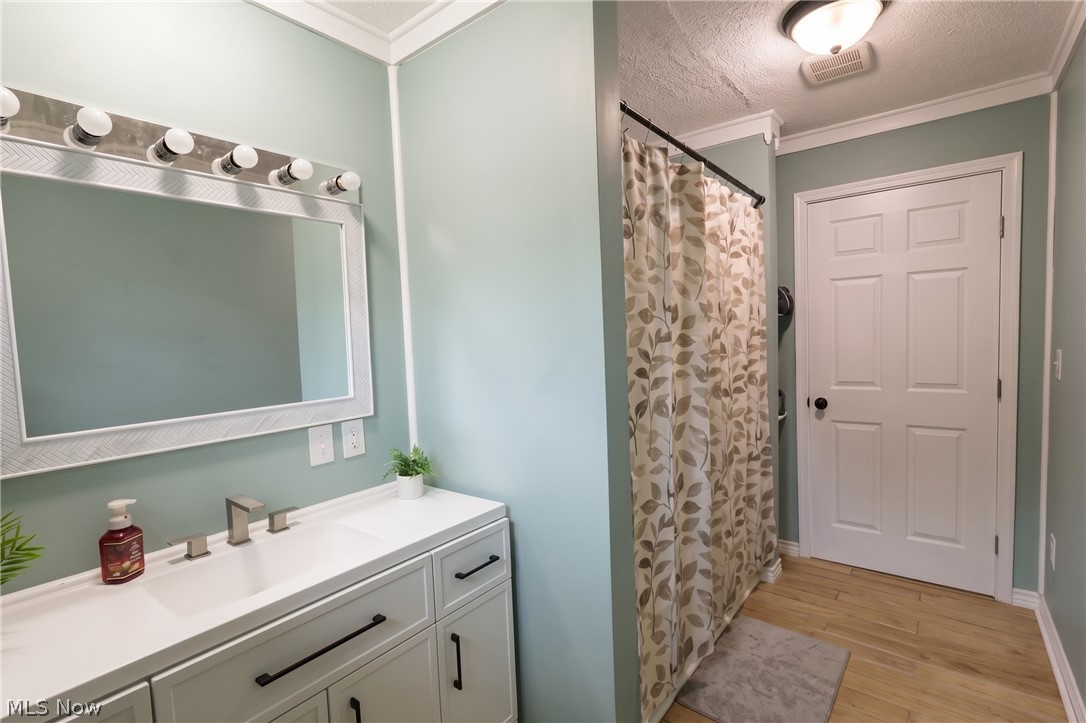 49638 Glencoe Whitney Road Belmont OH 43718