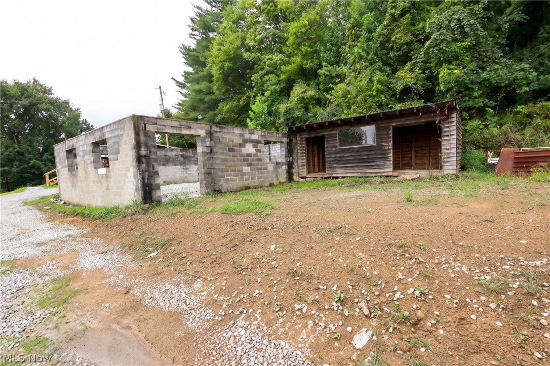 49638 Glencoe Whitney Road Belmont OH 43718