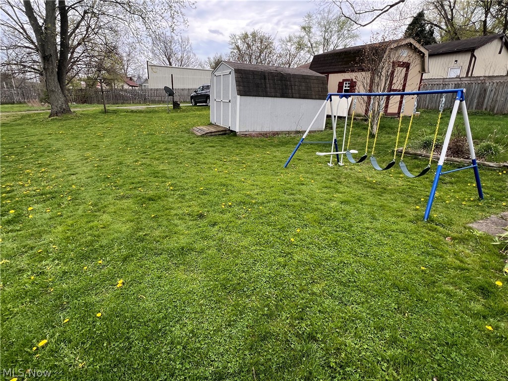 3824 W Main Street New Waterford OH 44445