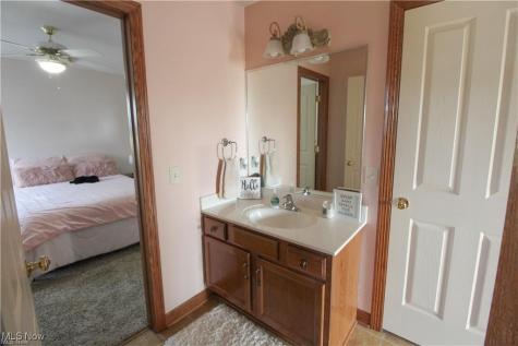 7245 Jimmie Street SW Massillon OH 44646