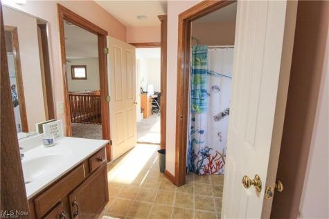 7245 Jimmie Street SW Massillon OH 44646