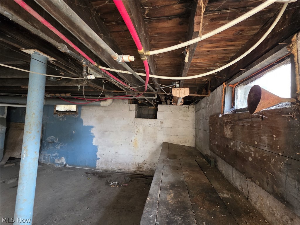 238 Moore Street East Liverpool OH 43920