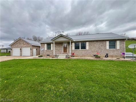 7231 Bluebird Road NW East Canton OH 44730