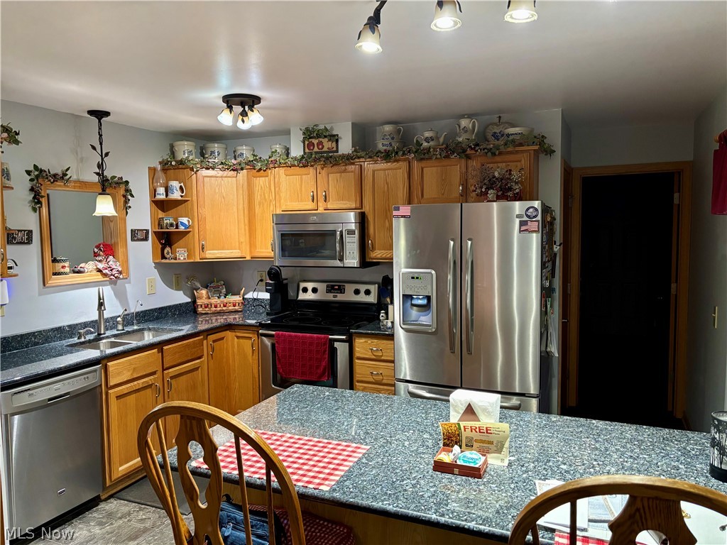 7231 Bluebird Road NW East Canton OH 44730
