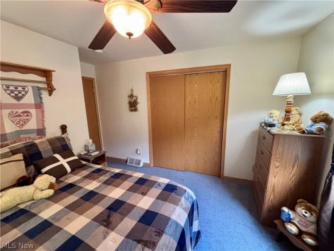 7231 Bluebird Road NW East Canton OH 44730