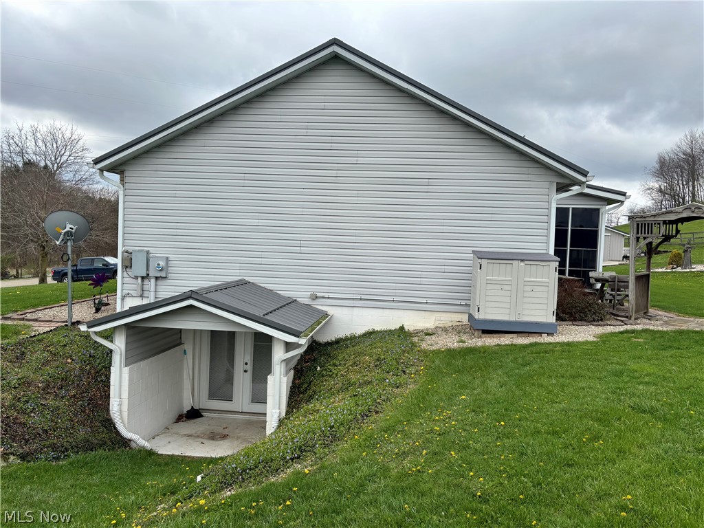 7231 Bluebird Road NW East Canton OH 44730