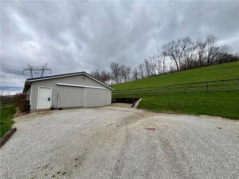 7231 Bluebird Road NW East Canton OH 44730