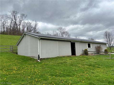 7231 Bluebird Road NW East Canton OH 44730