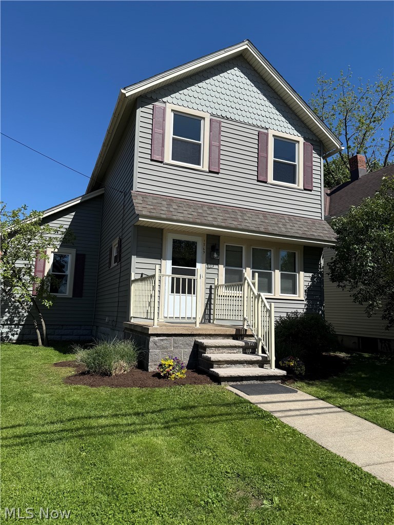 1369 Park Row Lakewood OH 44107