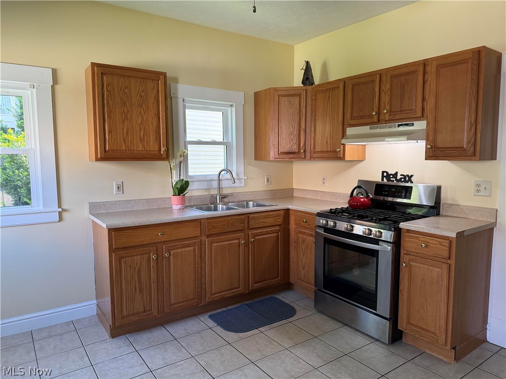 1369 Park Row Lakewood OH 44107