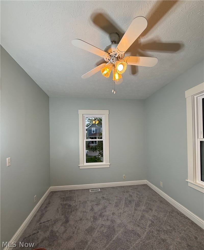1369 Park Row Lakewood OH 44107