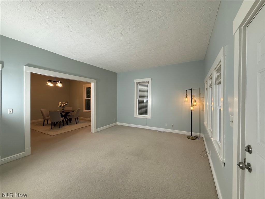 1369 Park Row Lakewood OH 44107