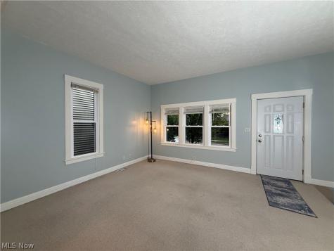 1369 Park Row Lakewood OH 44107