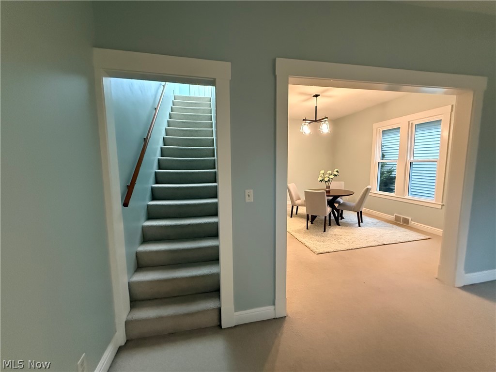 1369 Park Row Lakewood OH 44107