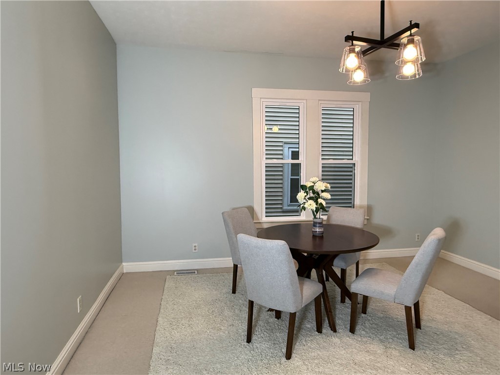 1369 Park Row Lakewood OH 44107