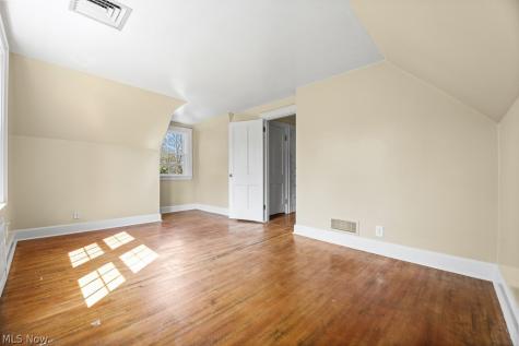 1134 Glamorgan Street Alliance OH 44601