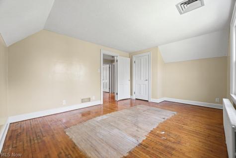 1134 Glamorgan Street Alliance OH 44601