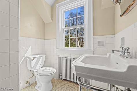 1134 Glamorgan Street Alliance OH 44601
