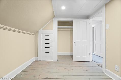 1134 Glamorgan Street Alliance OH 44601