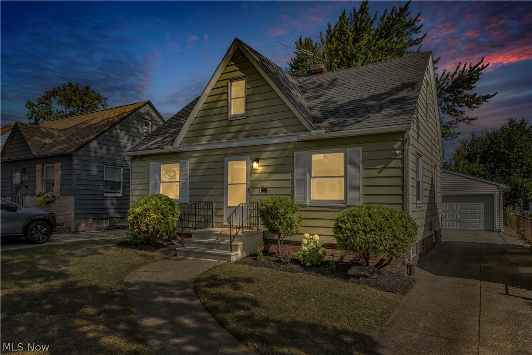 12208 Kensington Avenue Cleveland OH 44111