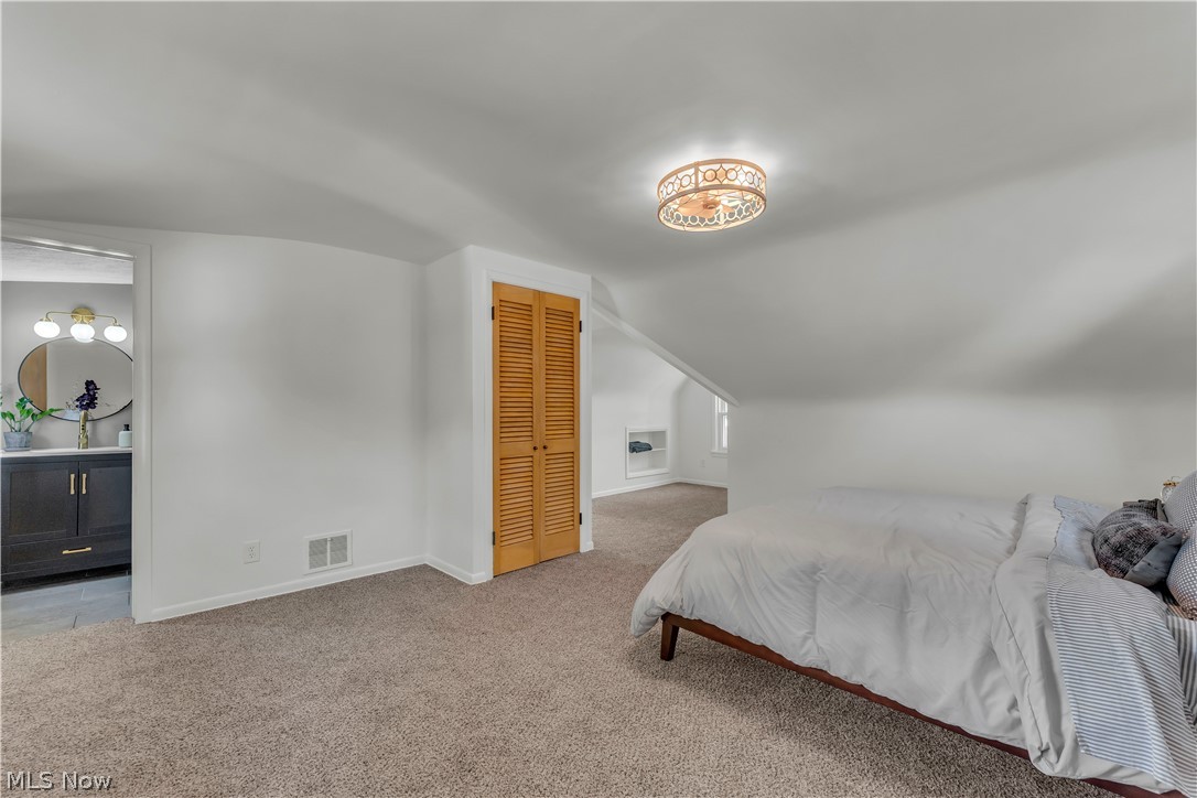 12208 Kensington Avenue Cleveland OH 44111